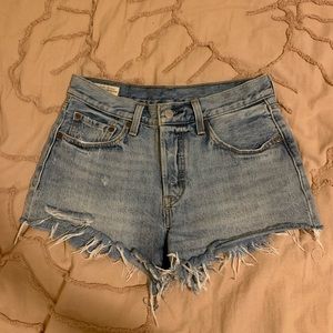 Levi’s Classic mid rise 501 denim shorts